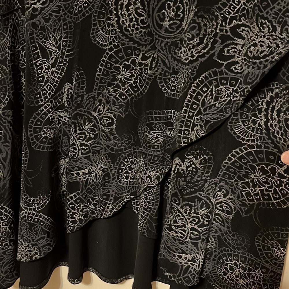 Chicos tiered maxi skirt. Size Chico 2